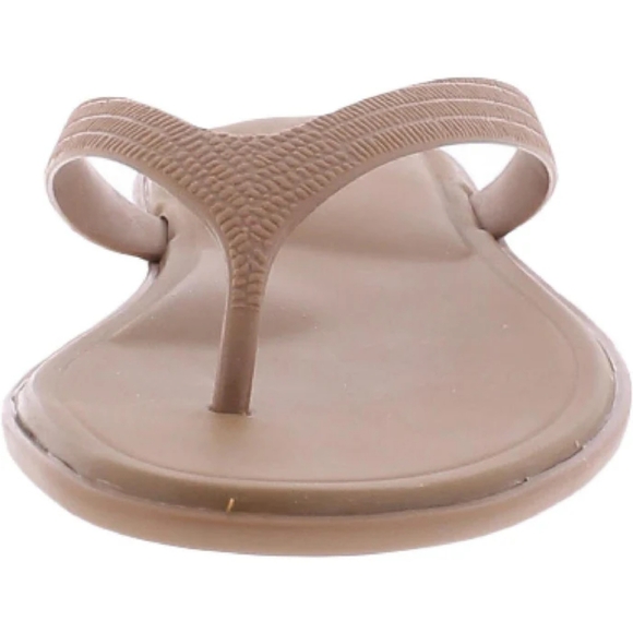 *SOLD* NWT NATURALIZER | Vegan Leather Flip Flops - Picture 3 of 3